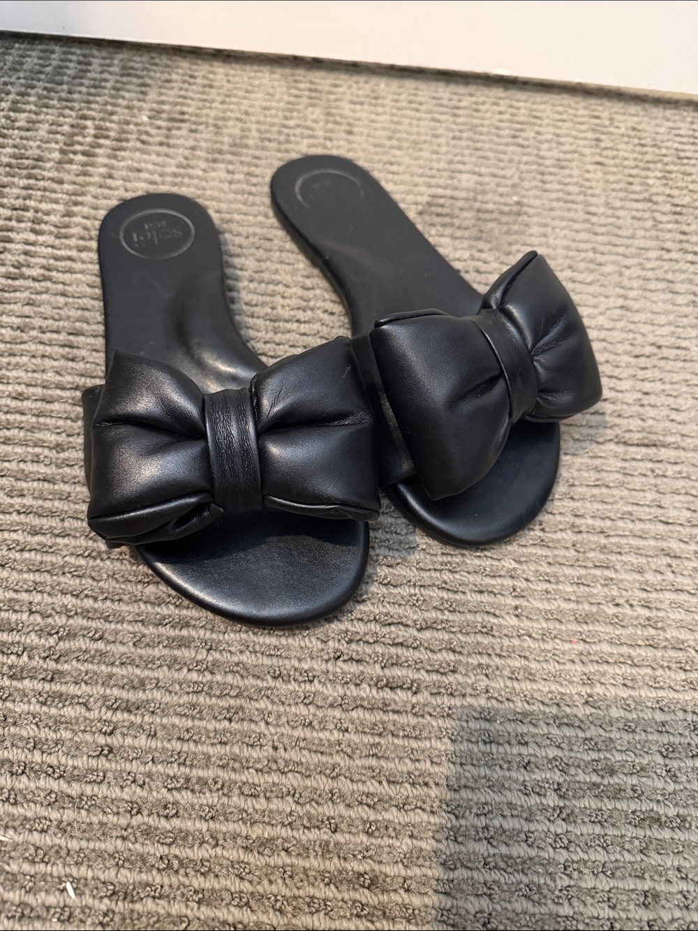 Black Bow Slide Sandals - Women's Slip-On Comfort